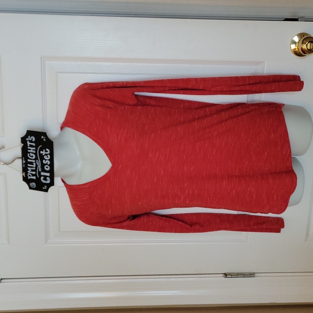 BCG Red Long Sleeve Top Small with White flecks V-Neck